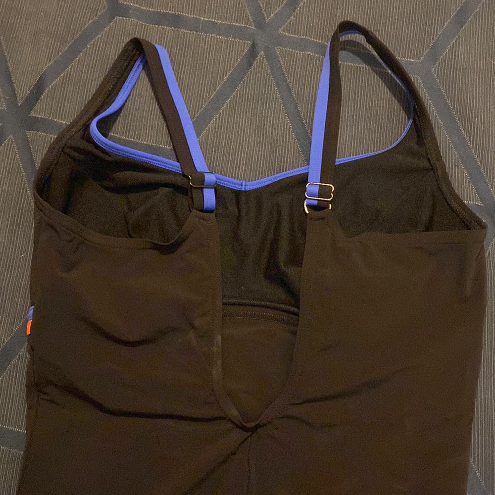 Speedo one-piece - Picture 5 of 7